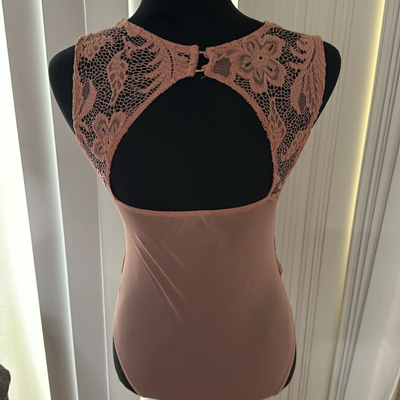 Body suits - Picture 12 of 12